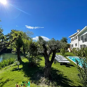 https://villa-louise-rose.fr-provencehotel.com